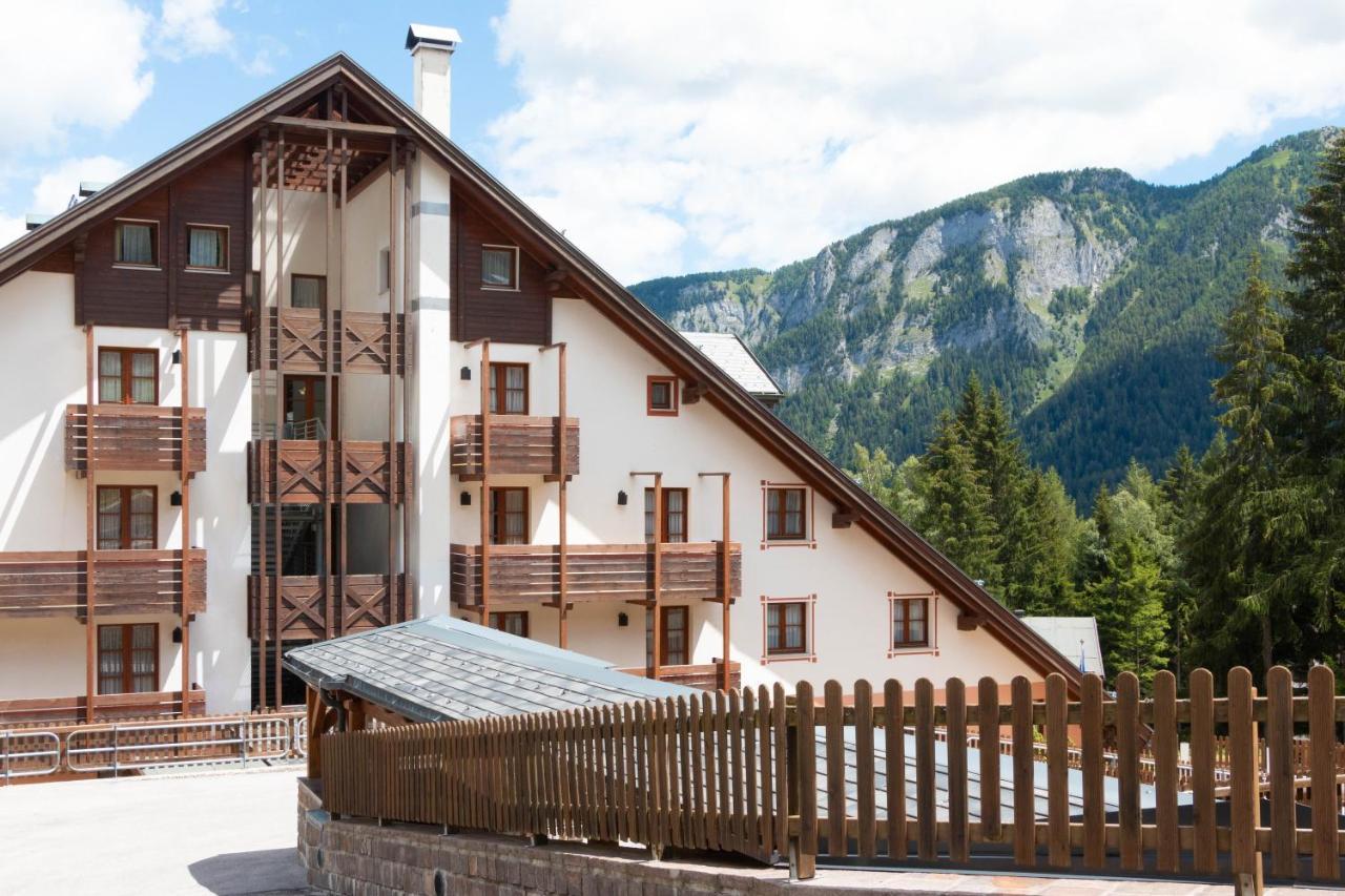 Nevesole Folgarida Resort Aparthotel Eksteriør billede