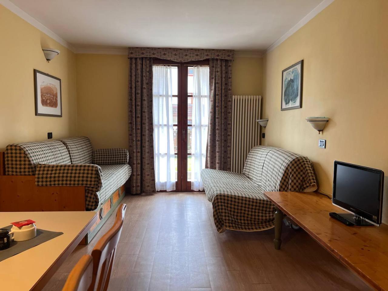 Nevesole Folgarida Resort Aparthotel Eksteriør billede