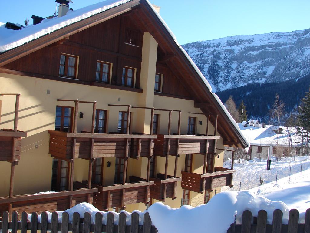 Nevesole Folgarida Resort Aparthotel Eksteriør billede