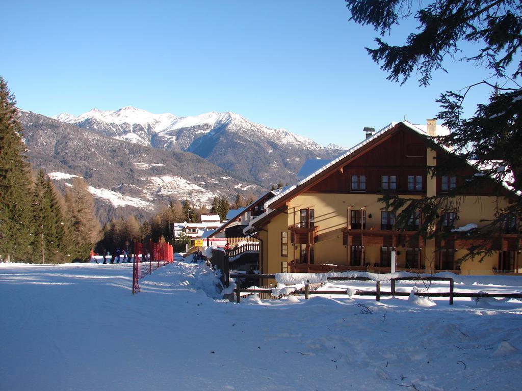 Nevesole Folgarida Resort Aparthotel Eksteriør billede