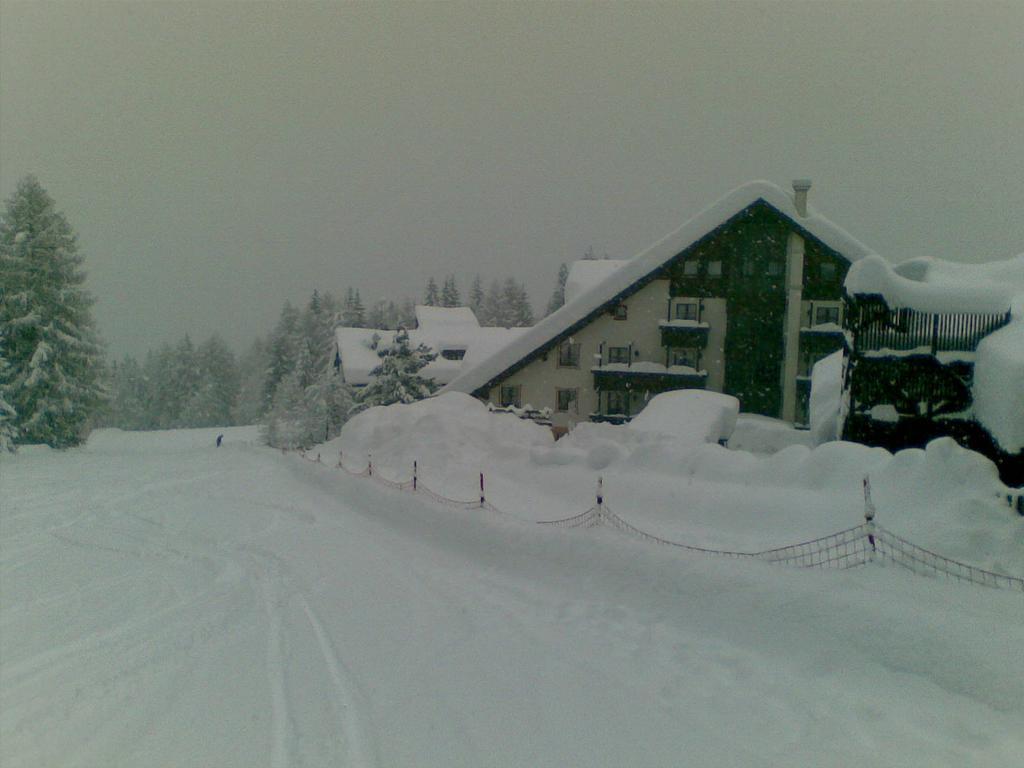 Nevesole Folgarida Resort Aparthotel Eksteriør billede