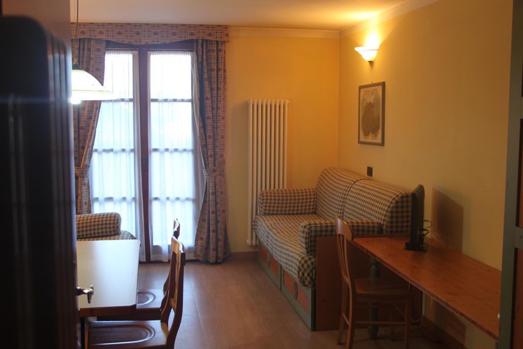 Nevesole Folgarida Resort Aparthotel Eksteriør billede