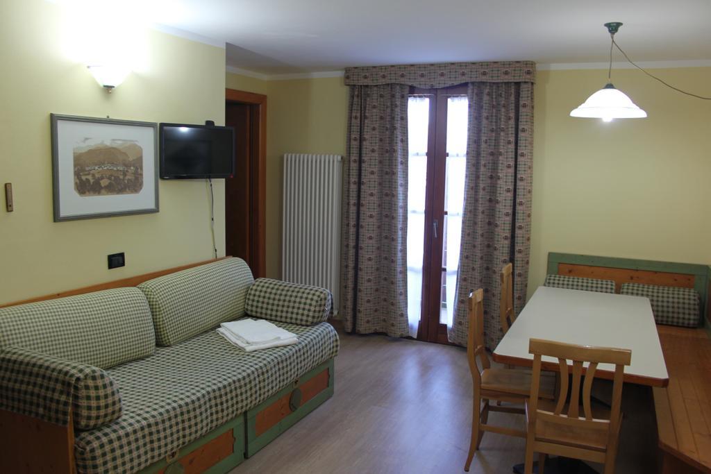 Nevesole Folgarida Resort Aparthotel Eksteriør billede